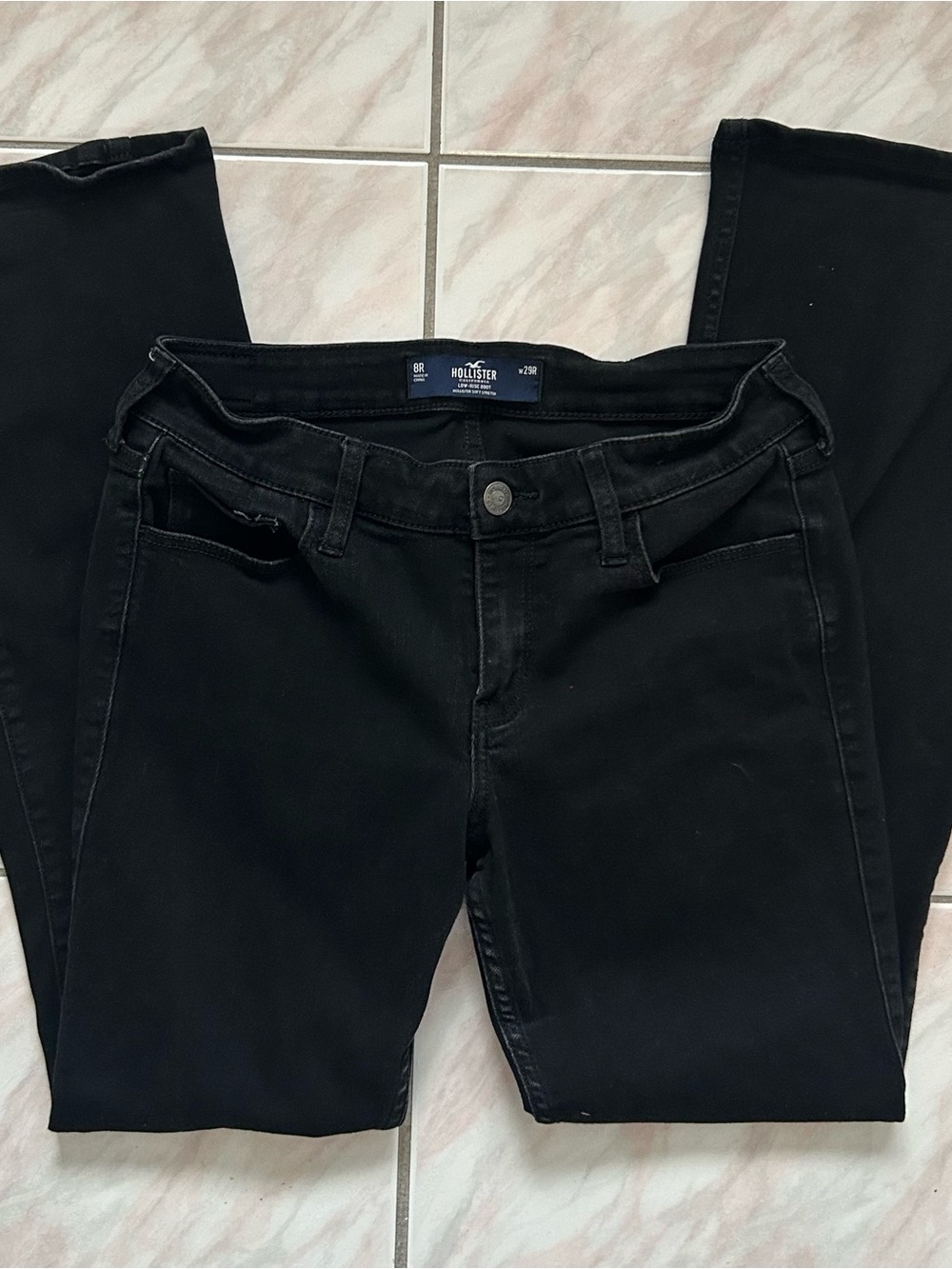 Hollister Black Women's Skinny Jeans - Slim Fit